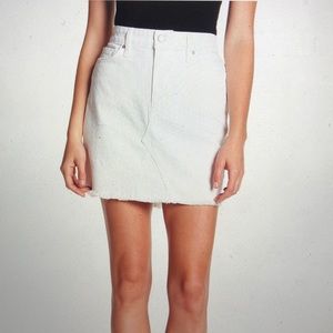 NWT Joe’s Jeans Frayed Hem White Denim Skirt